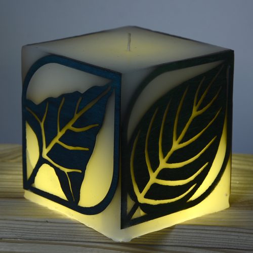 Tavaszi gyertya falevelekkel évszakgyertya