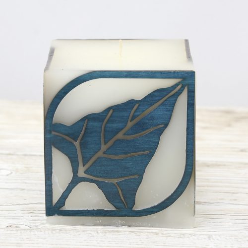 Tavaszi gyertya falevelekkel évszakgyertya