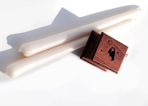 Karácsonynak éjszakáján zenedoboz mahagóni