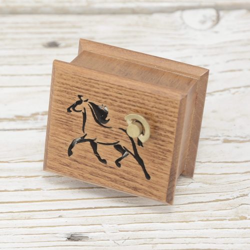 Beethoven Örömóda felhúzható zenedoboz antik fenyő